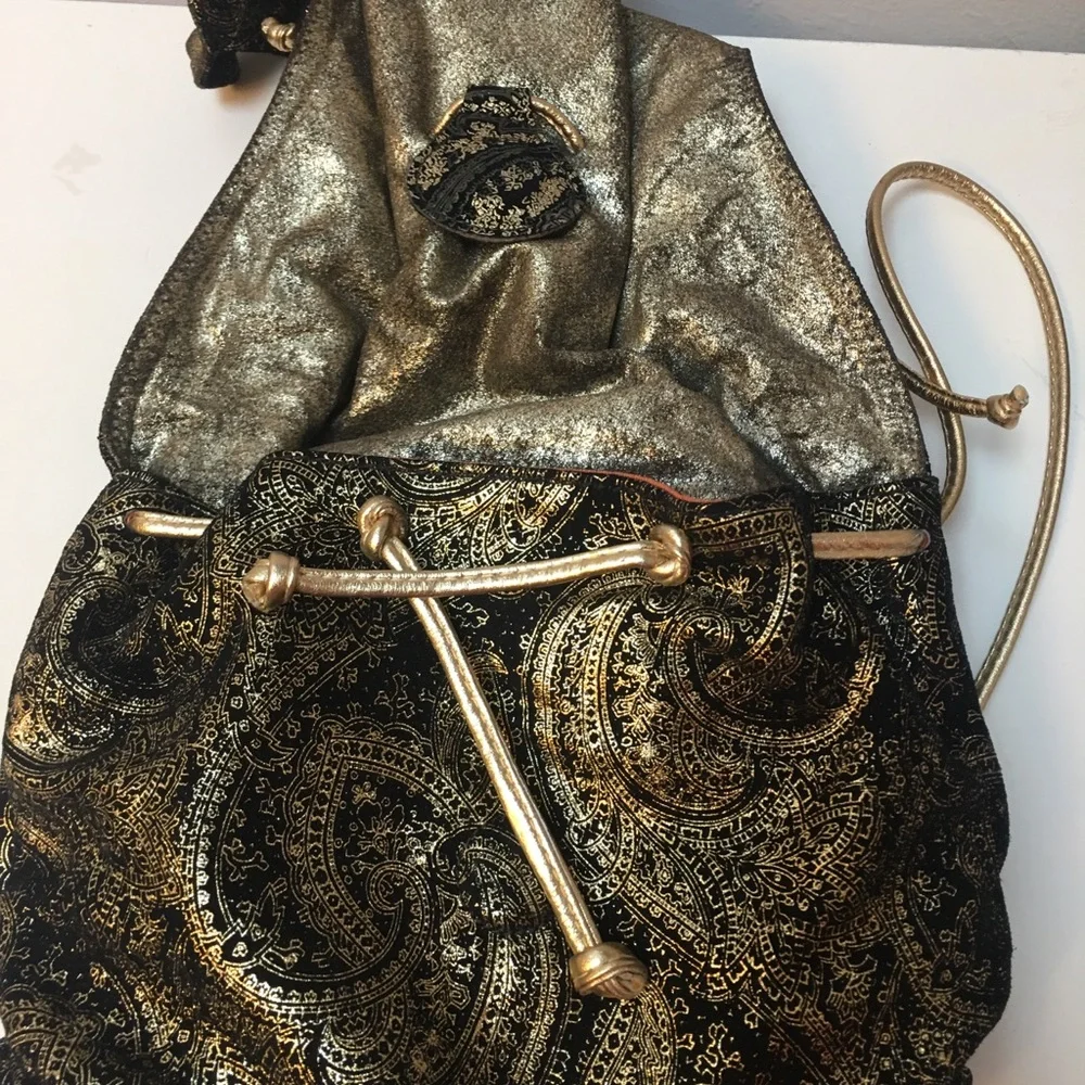 Carlos Falchi vintage 80s suede metallic shoulder bag